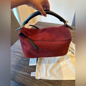 LOEWE Suede Medium Puzzle Bag in Red